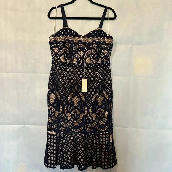 Lace overlay TANK DRESS. Sz 16. Navy/tan. Adjustable straps - Picture 1 of 9